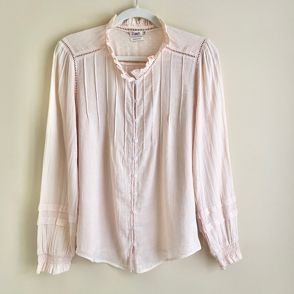Faherty Tops - Faherty Top Women's Medium 100% Organic Cotton Peach Ruffles Smocking Cottage